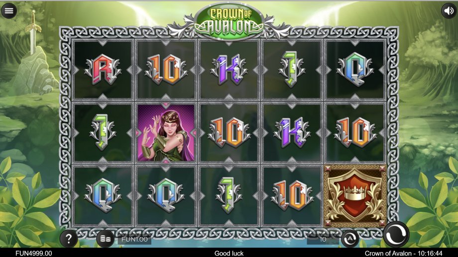 Crown of Avalon slot base game