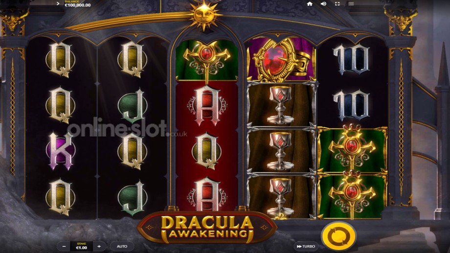 dracula-awakening-slot-base-game