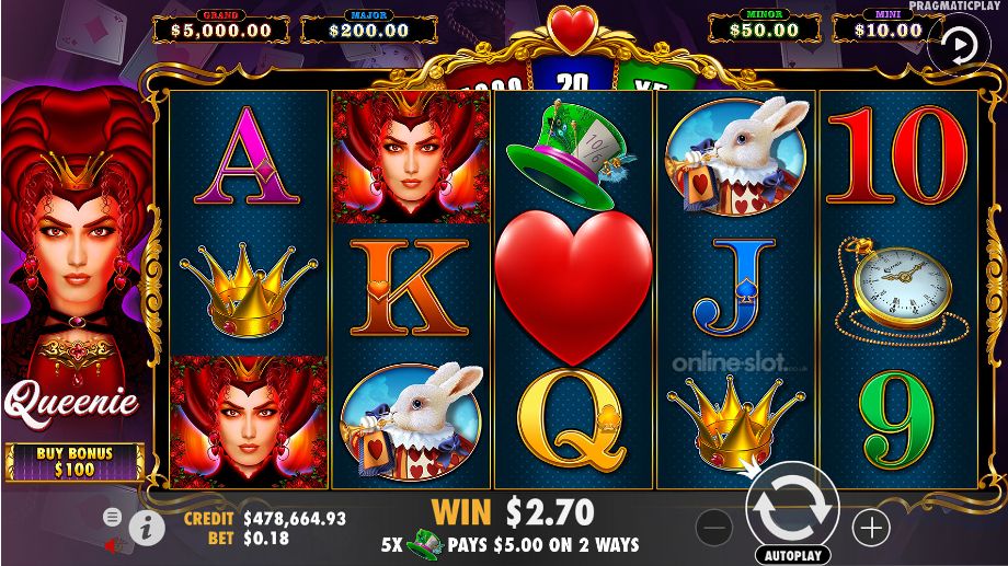 queenie-slot-base-game