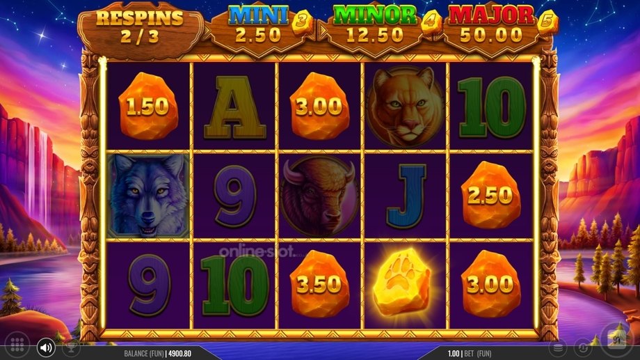 wolf-strike-slot-respins-feature