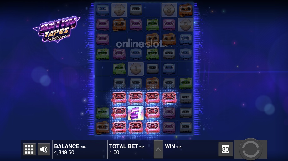retro-tapes-slot-magnet-feature